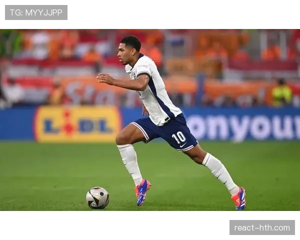 欧洲U21锦标赛最佳阵容公布 新星闪耀引领足坛新潮流 欧洲U21锦标赛最佳阵容公布 新星闪耀引领足坛新潮流